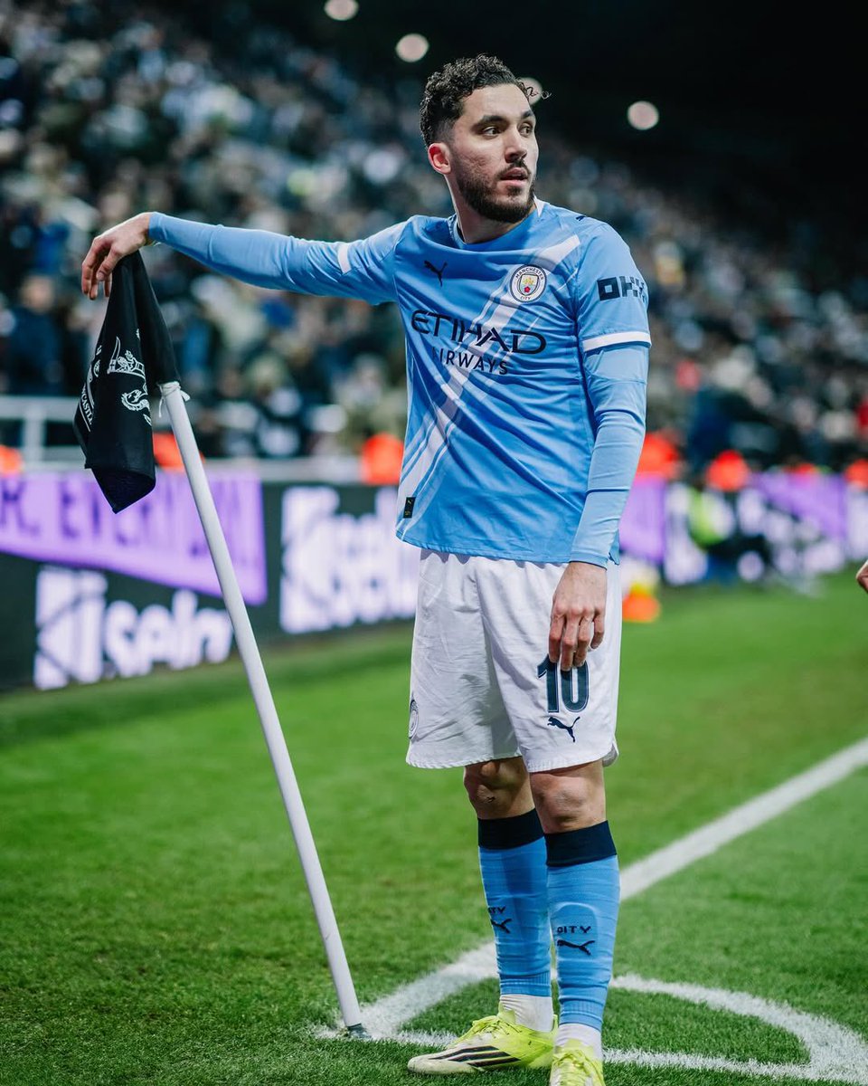 _PointDePenalty's tweet photo. Le numéro 10 lui va si bien... https://t.co/PfLnCUOKnC