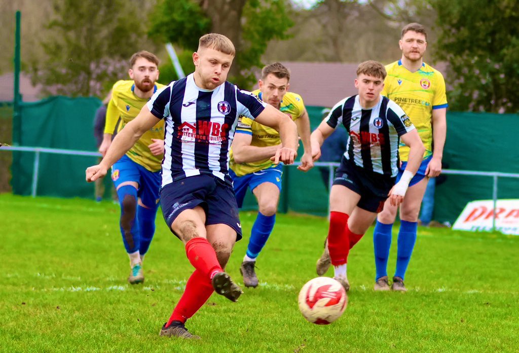 Josh Thomas tweet media