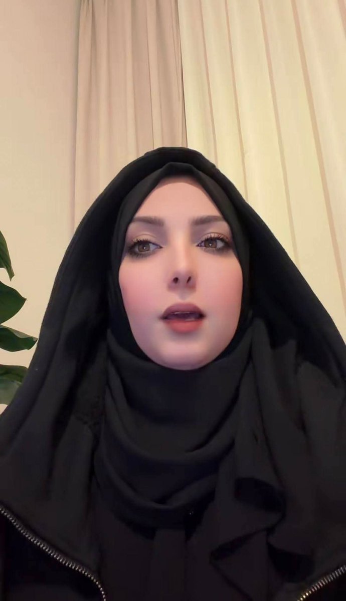 لا أحد يرد السلام لأني كبيرة في السن