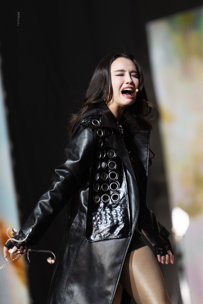 ตำแหน่งอยู่ไม่นาน 
ตำนานอะไรwaaaa อยู่ตลอดไป 😂

#aangelinaass