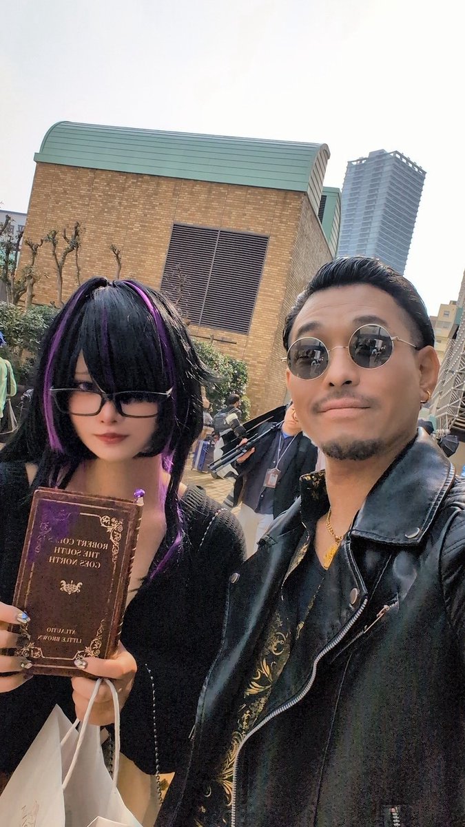 昨日のアコスタ、ニケレイヤーさんにたくさん会えてめちゃ嬉しかった〜
みなさん素敵でした✨
（ｽｽﾞさんのバーニンガム、カツアゲされてるみたいでおもろい）

次は自分もニケで会いたいね😌