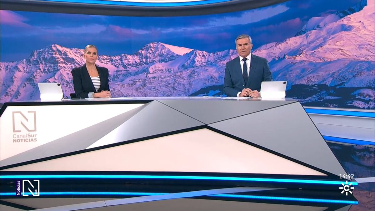 📰 <a href="/CSurNoticias/">CanalSurNoticias</a> 1 en <a href="/canalsur/">CanalSur</a> obtuvo 352.000 ESPECTADORES ÚNICOS (AA).

➡️ El informativo de sobremesa consiguió 204.000 espectadores de audiencia media y un 12,2% de cuota de pantalla.

 #CSN1

#Audiencias📺📊