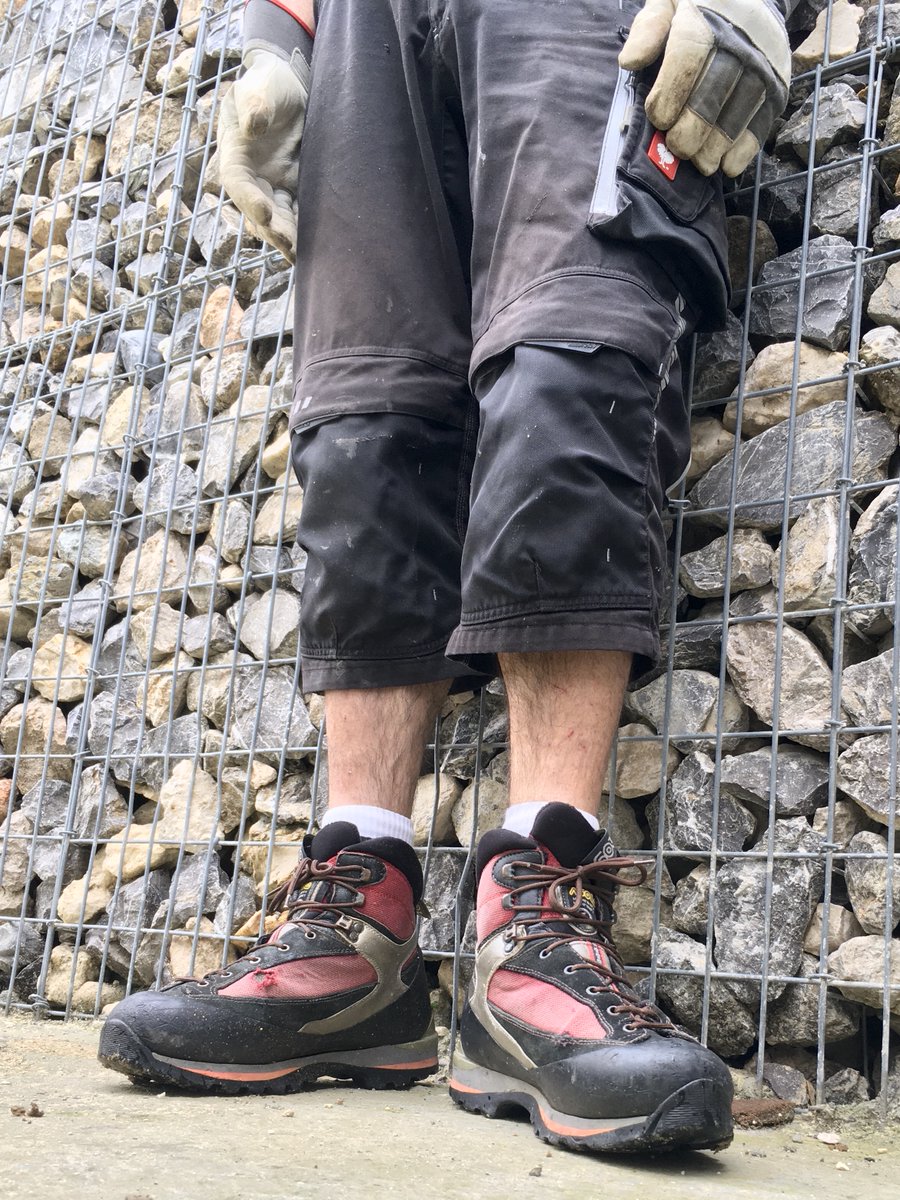 🇫🇷 Alpha Sneaker Sub (base) = ASS tweet media