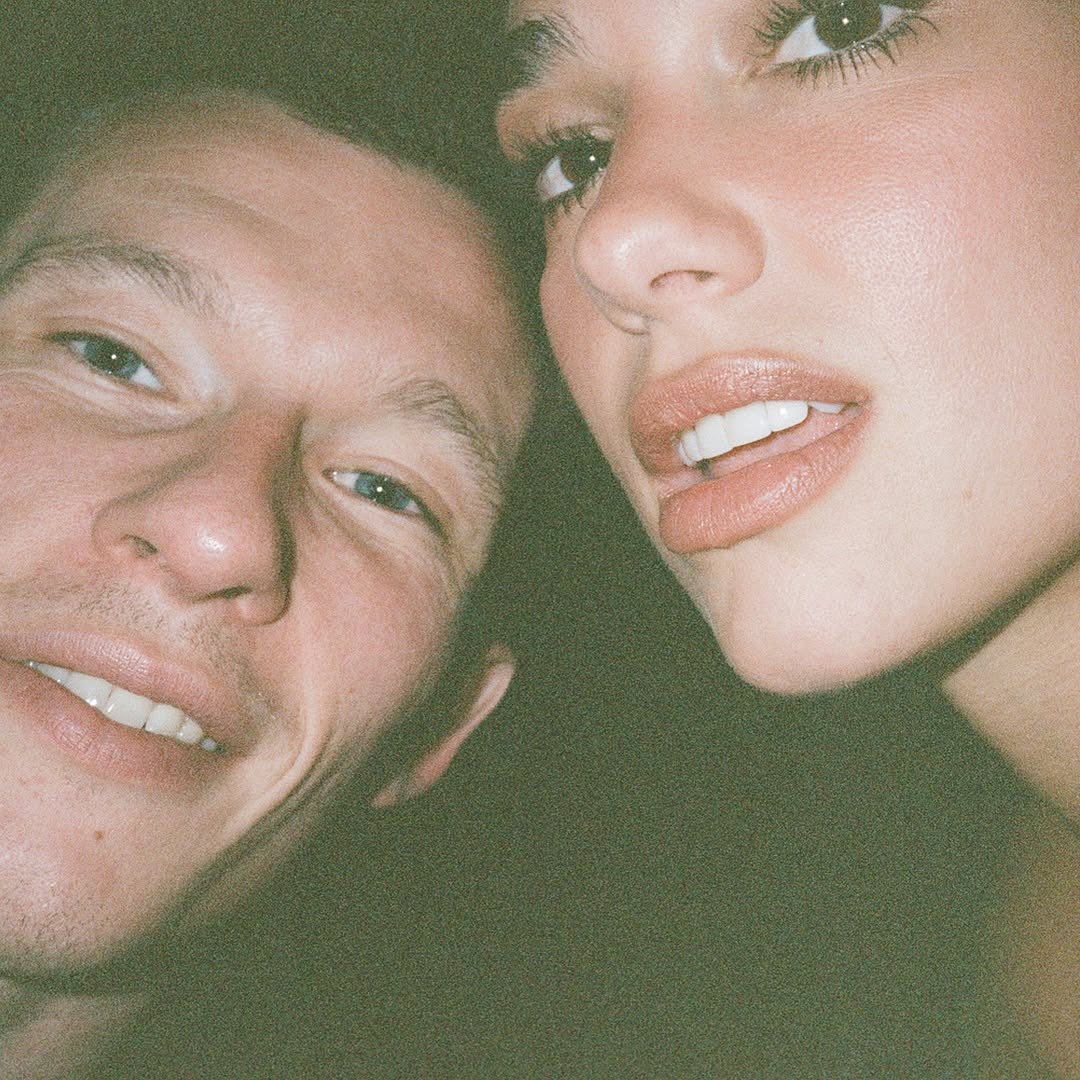 DUALIPA's tweet image. Happy birthday to my always and forever 🤍