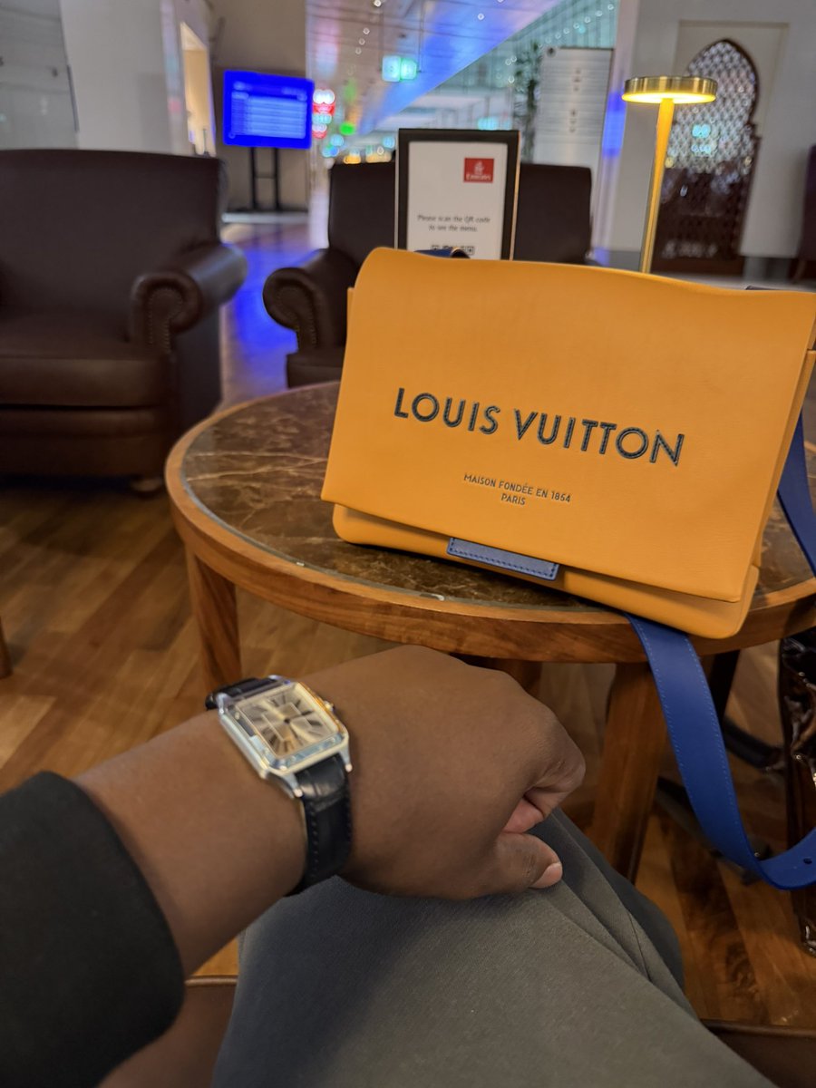 KojoForex's tweet image. Passport dusted. Bag cleaned again.

Where are we going this time?

First to guess correctly gets $100 when I land. As usual, play to win 🏆 😜