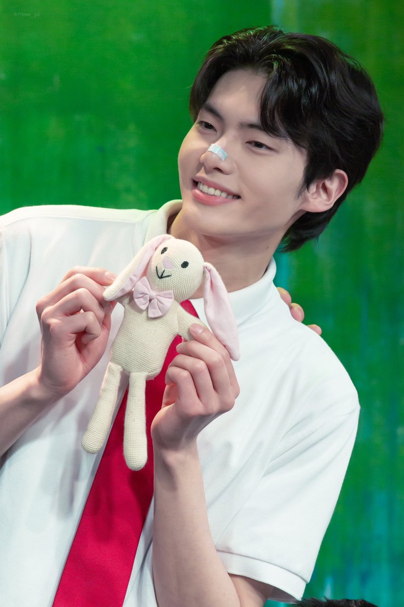 𝓣𝓸. tweet media