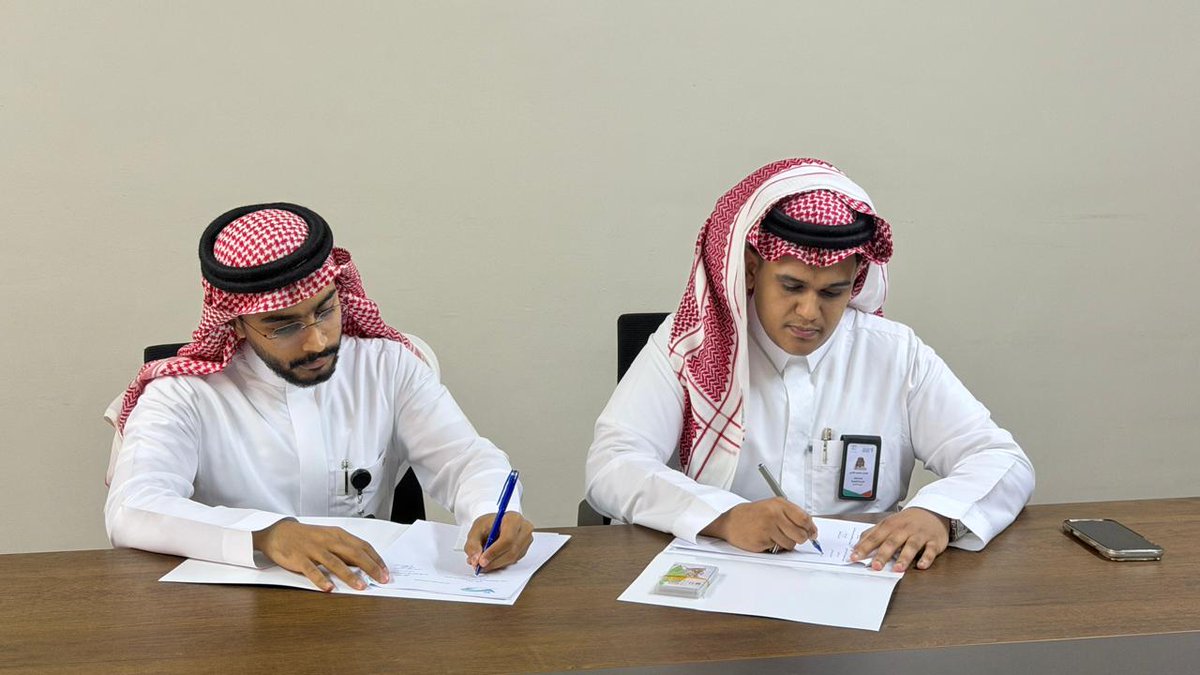 ضمن جهودها في تعزيز المسؤولية المجتمعية، وقّعت جمعية تراحم للخدمات الإنسانية بالسهي شراكة مجتمعية مع جمعية مأمن لرعاية السجناء،<a href="/maman1446/">جمعية مأمن لرعاية السجناء وأسرهم</a> وتم خلال المبادرة تسليم  كوبات شرائية لأسر ألسجناء من مستفيدي الجمعية دعمًا لاحتياجاتهم وتحسينًا لجودة حياتهم،