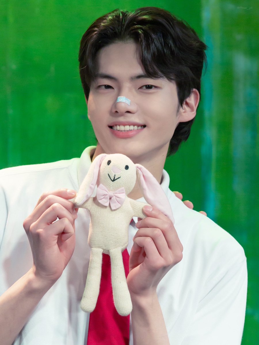 𝓣𝓸. tweet media