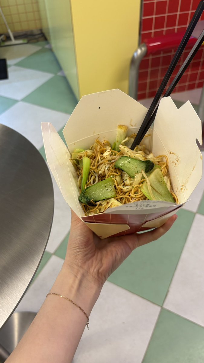 바나낭 tweet media