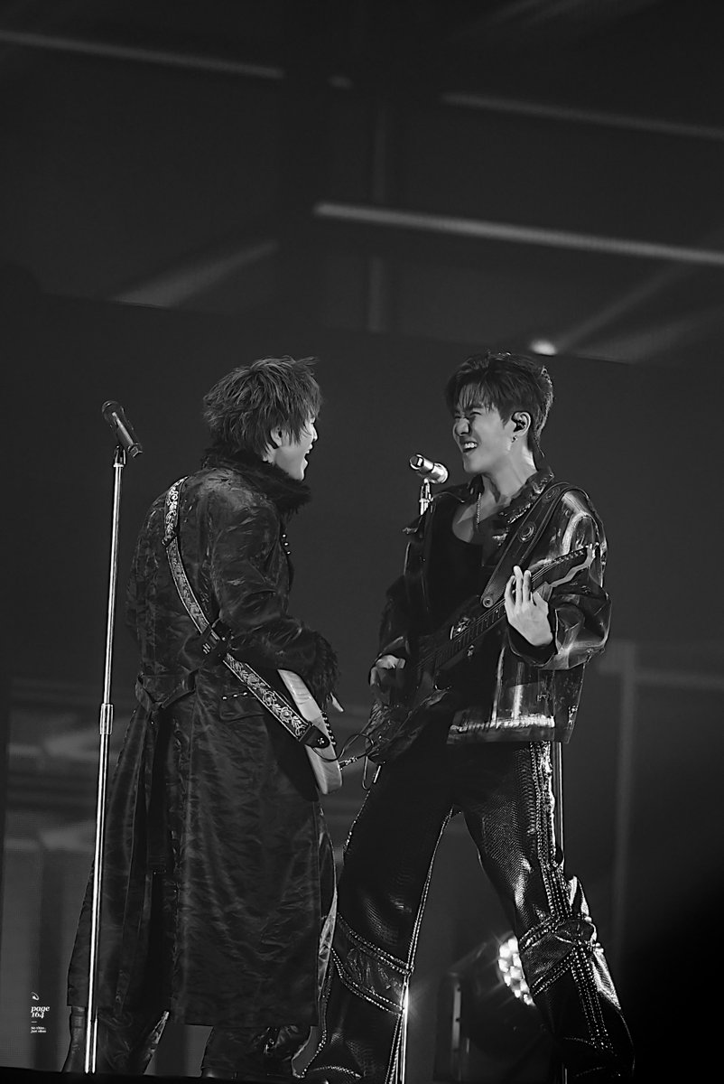 p_164pix's tweet photo. คู่หูชาวร็อค 🖤❤️✨

GEMINI THE RISER SUPERSTAR
#RISERCONCERTD3
#Gemini_NT #PerthTanapon https://t.co/zAZHHVO2Qe