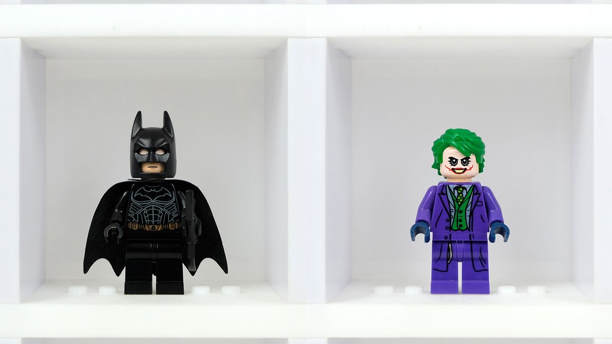 finityframes's tweet photo. The Dark Knight Trilogy Batman sh0132 and The Joker, sh0133

This iconic duo were exclusive minifigures from the 2014 monster set 76023, The Tumbler. There are 12 LEGO® minifigures to collect in this sub-genre.

Sign up for an exclusive discount
https://t.co/BKdykbiRgd https://t.co/oyilxHgcfk