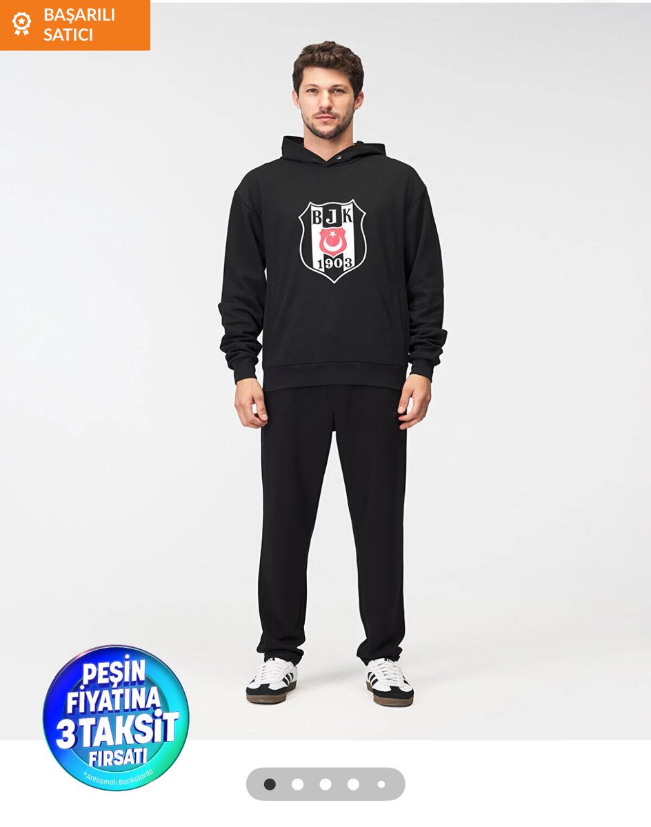 Şimdi bu lavuk tasarımcıyım diye geziyor di mi.. senin ben şerefini