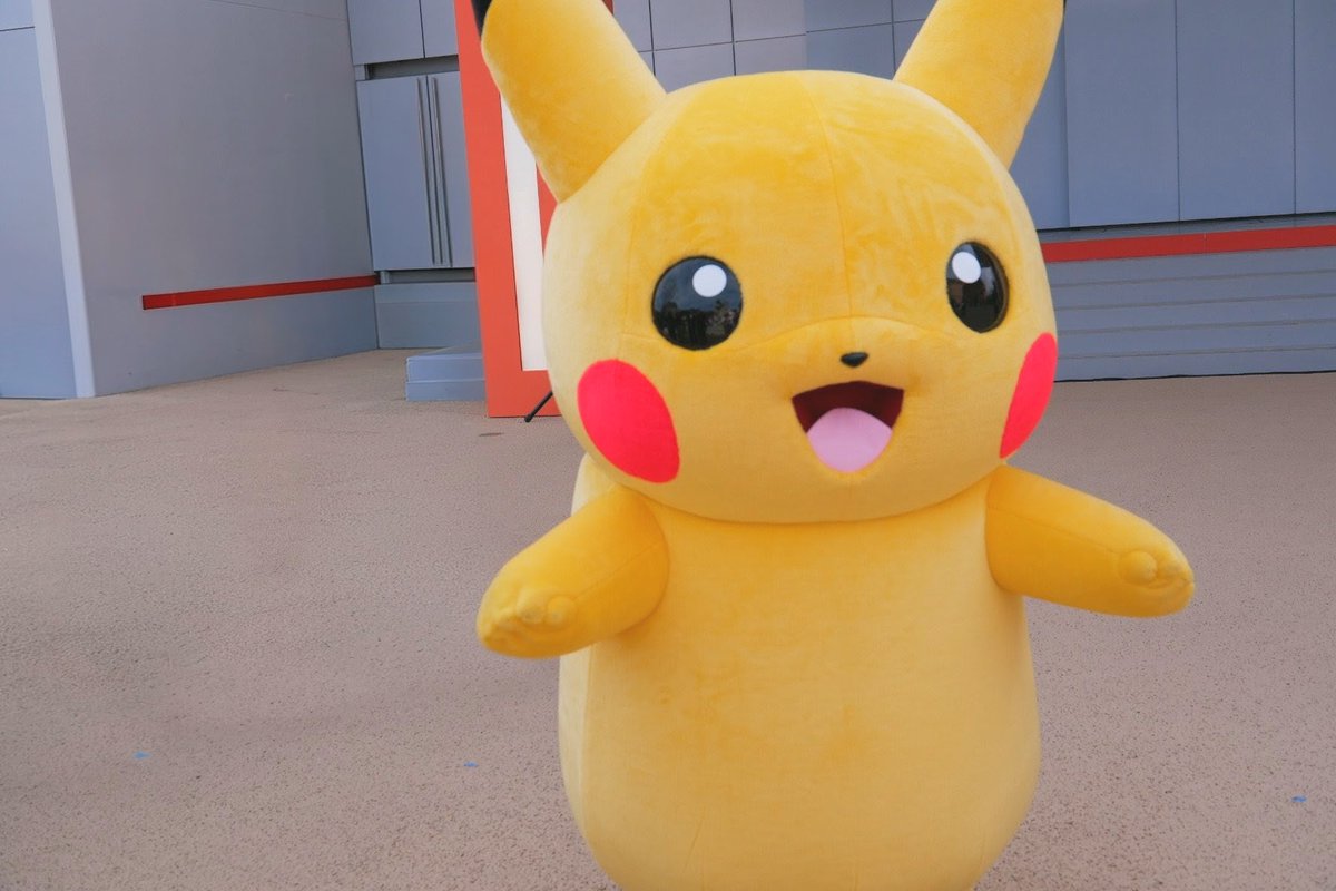 突然抱きついてきたピカチュウ (2026年、ポケパーク)