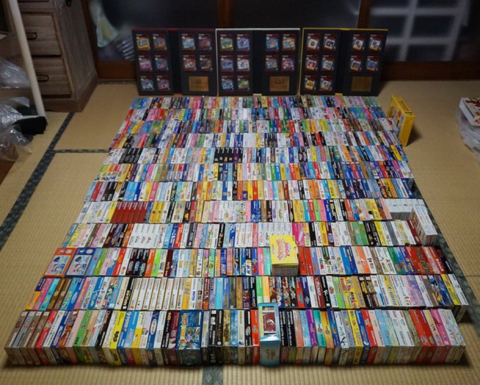 これはマジですよね。ゲームコレクターはこのタイプめっちゃ多そう。

←昔　「昔のゲーム整理しよう！それ用のケース買ったら場所余っちゃった。余った場所を名作ソフトで埋めてぇなぁ…」

→結果