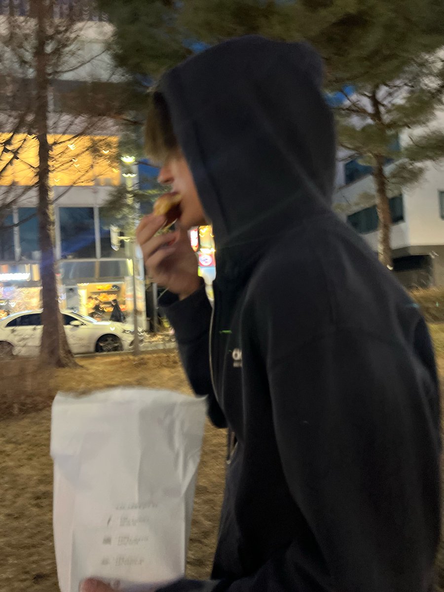 아 고딩냄새 ㅁㅊ