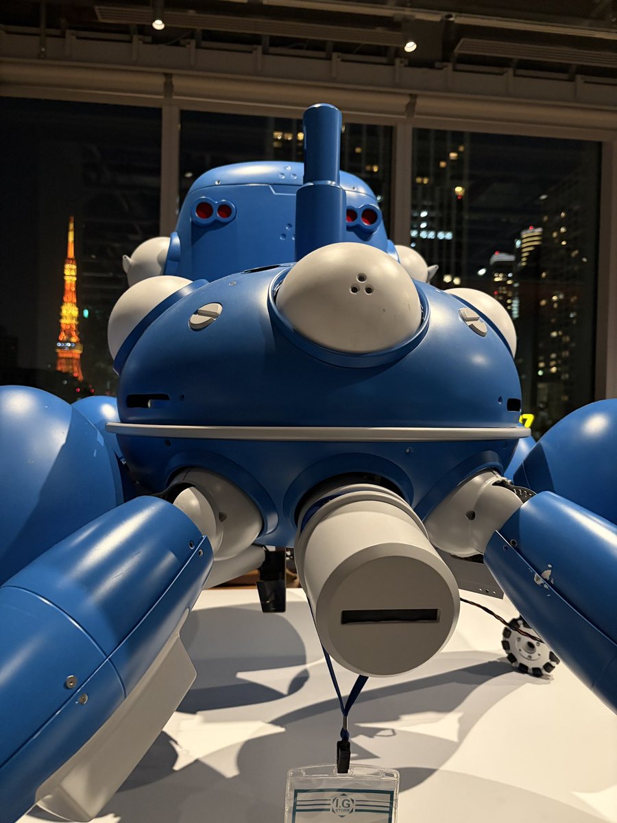 攻殻機動隊展良かった。手描きの迫力よ。あとみんなタチコマ好き過ぎる