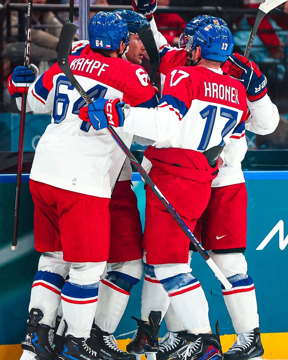 Team Czechia is on the board first! 🚨
📺: Switzerland vs. Czechia #MilanoCortina2026 #WinterOlympics action is LIVE on @peacock, @CNBC, @cbcgem, & @Sportsnet!
