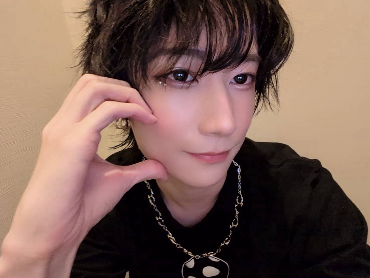 yukimin_2525's tweet photo. 福岡ありがとうばい
髪型変えました🍫 https://t.co/2I2t7gZgLy