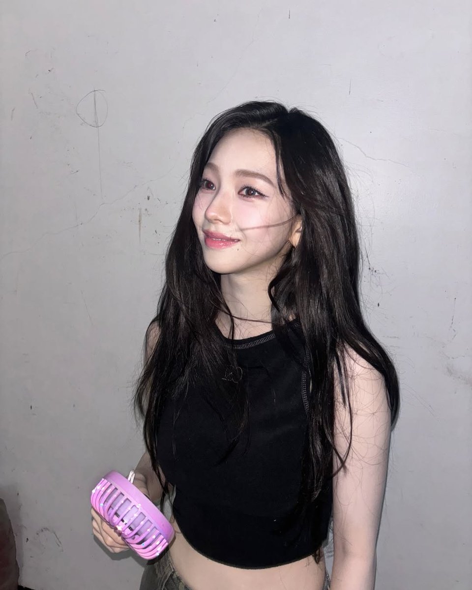 ㅤ

2026, February 15th | 04:15PM
📍𝐉𝐞𝐰𝐞𝐥 𝐂𝐡𝐚𝐧𝐠𝐢 𝐀𝐢𝐫𝐩𝐨𝐫𝐭

Who can say no to pilates with this view? Obviously not me. 💖🌺

ㅤ