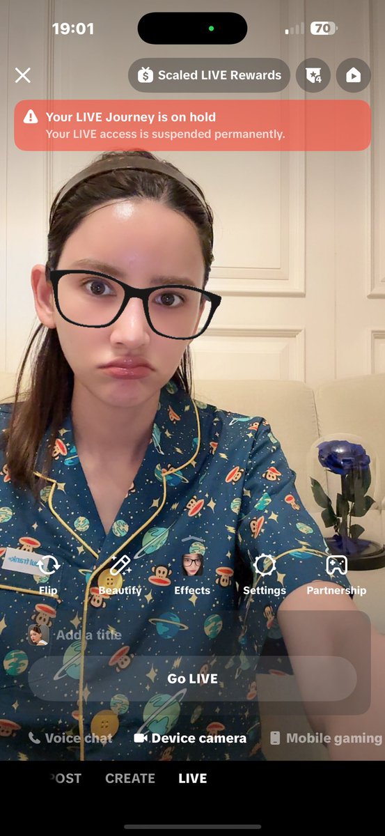 ทุกคนคะช่วยคิดหน่อยค่ะว่าเกิดอะไรขึ้นทำไมถึงไลฟไม่ได้ ทำไงดีคะ 😂