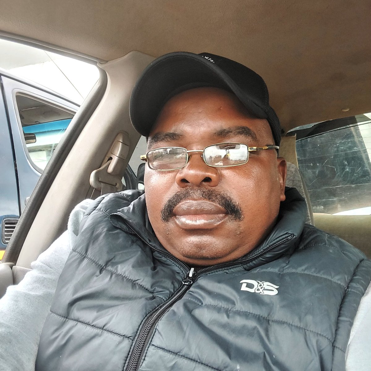JackousM's tweet photo. VaJ Manyanga on Sunday! 
Thank you Lord for another Sunday. https://t.co/jWfZRDSdbB
