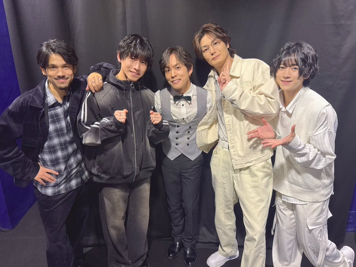 CocktailLetter's tweet photo. 🍸朗読劇｢Cocktail Letter」✉️

本日を持ちまして、全ての公演が終了いたしました。

ご来場くださった皆さま、応援してくださった皆さま、誠にありがとうございました。

また、お会いできることを願っております📨

#カクテルレター https://t.co/MKZH7hOOAf