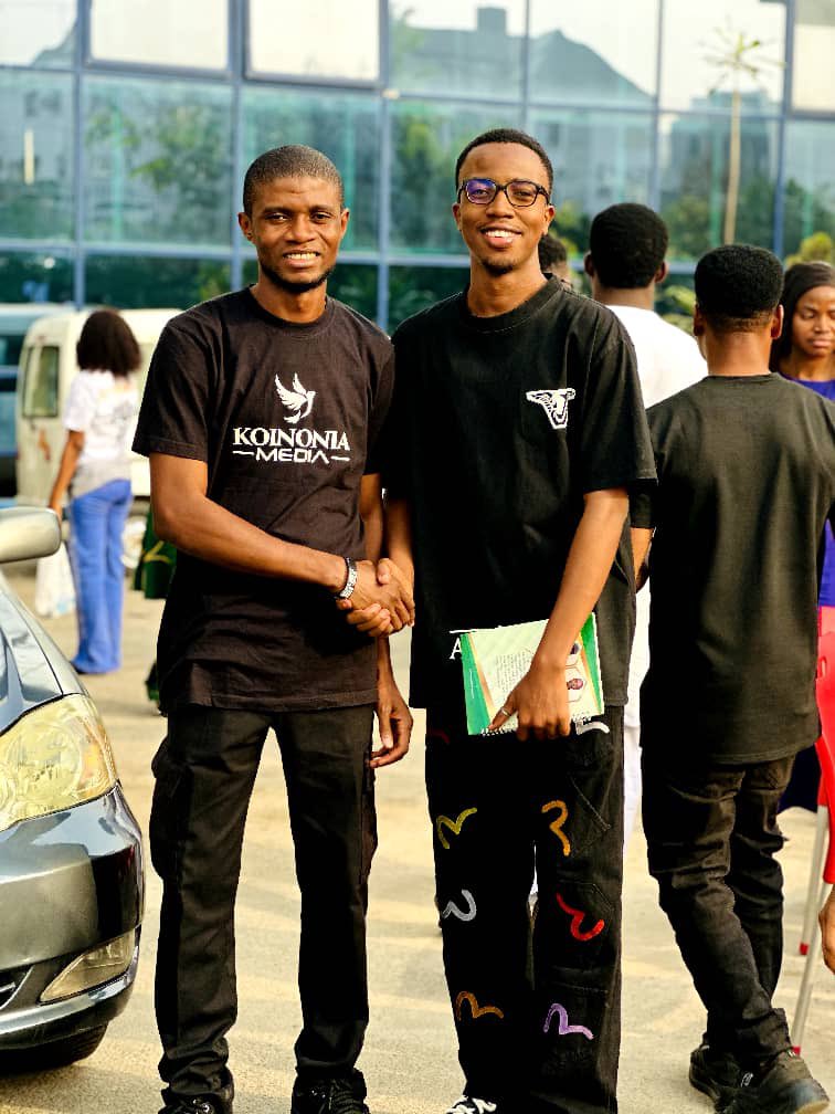 Gm Gm

Did you go to church? Or are you still on your laptop?