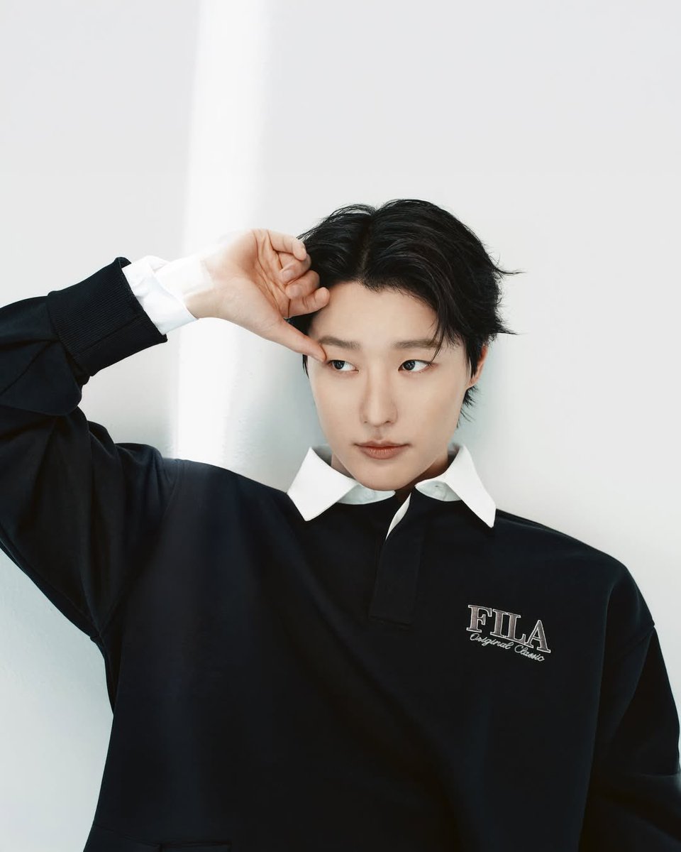 260215 fila_korea IG POST

with WOODZ🖤

우즈가 풀어낸
편안한 데일리룩의 럭비맨투맨을 만나보세요.

#WOODZ #우즈 #조승연