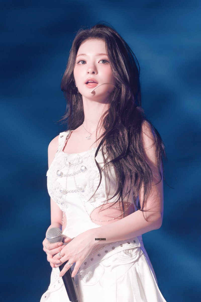babox3boss's tweet photo. 260201 

#프로미스나인 #이나경 #나경 #fromis_9 #LEENAGYUNG #NAGYUNG https://t.co/QLTuqbHv24