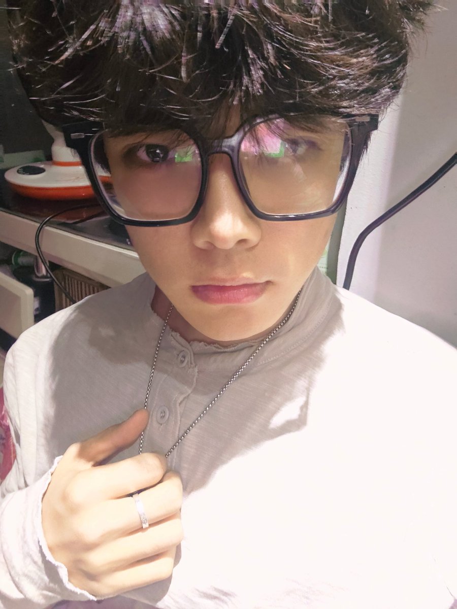 叉叉插间茶查查叉 tweet media