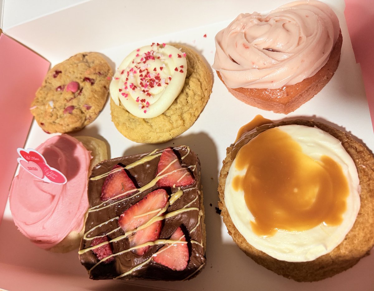 Riyaa Tōkami 🐺 Vgen Open tweet media