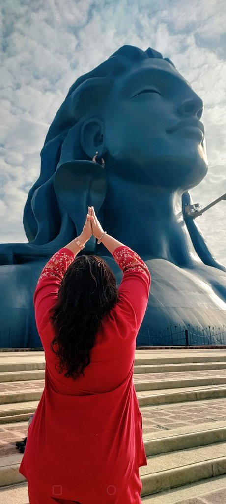 ImDrPooja's tweet photo. "I chose myself ! "

Inner Engineering brought me back to who I really am.
We’re always chasing after more !!More stuff, more success, more noise and it keeps us restless, never truly at peace.

This course allowed me to drop that exhausting outer identity and consciously choose the one thing we so often ignore:" ourselves"

It wasnt easy but it was definitely #PoweredByAdiyogi !!

Here is your chance to do it for free 
Find out more here :
 https://t.co/QPuGssjcuX