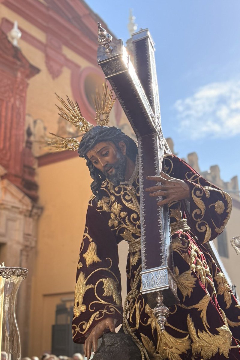 alvarocbllo_'s tweet photo. Es domingo, hace sol y en Triana estamos. Casi na’.

La bendita espera. Vívanla sin prisas. https://t.co/YBJCGCOlec