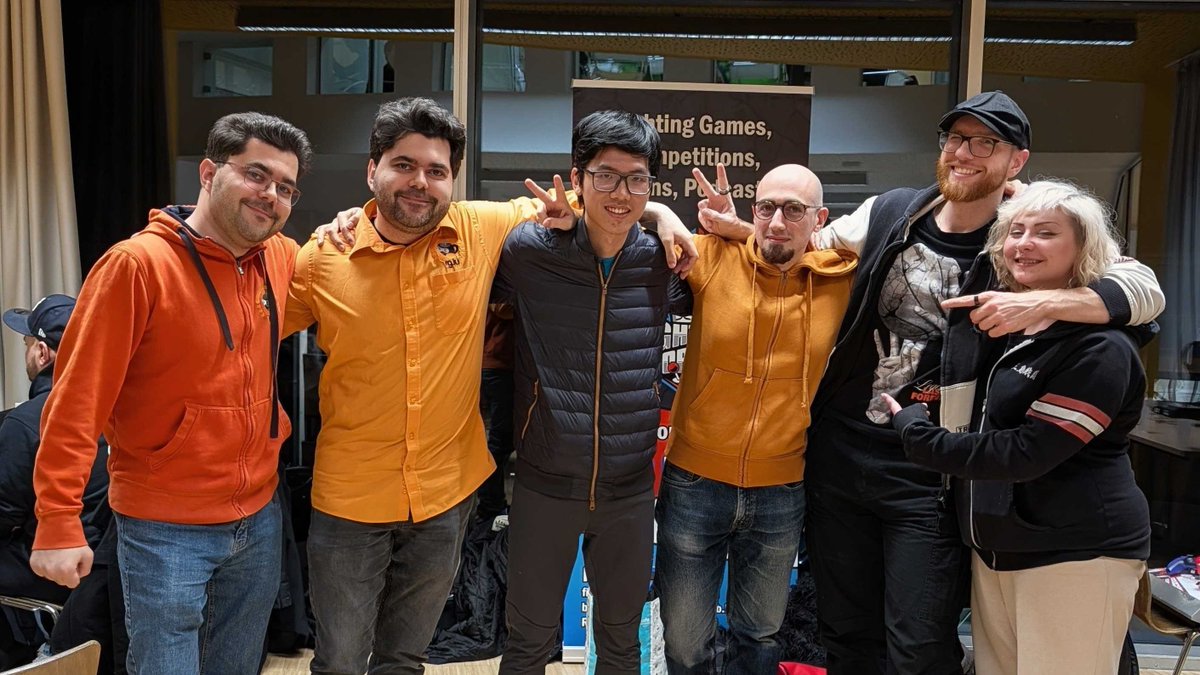 FightingCornerLux tweet media