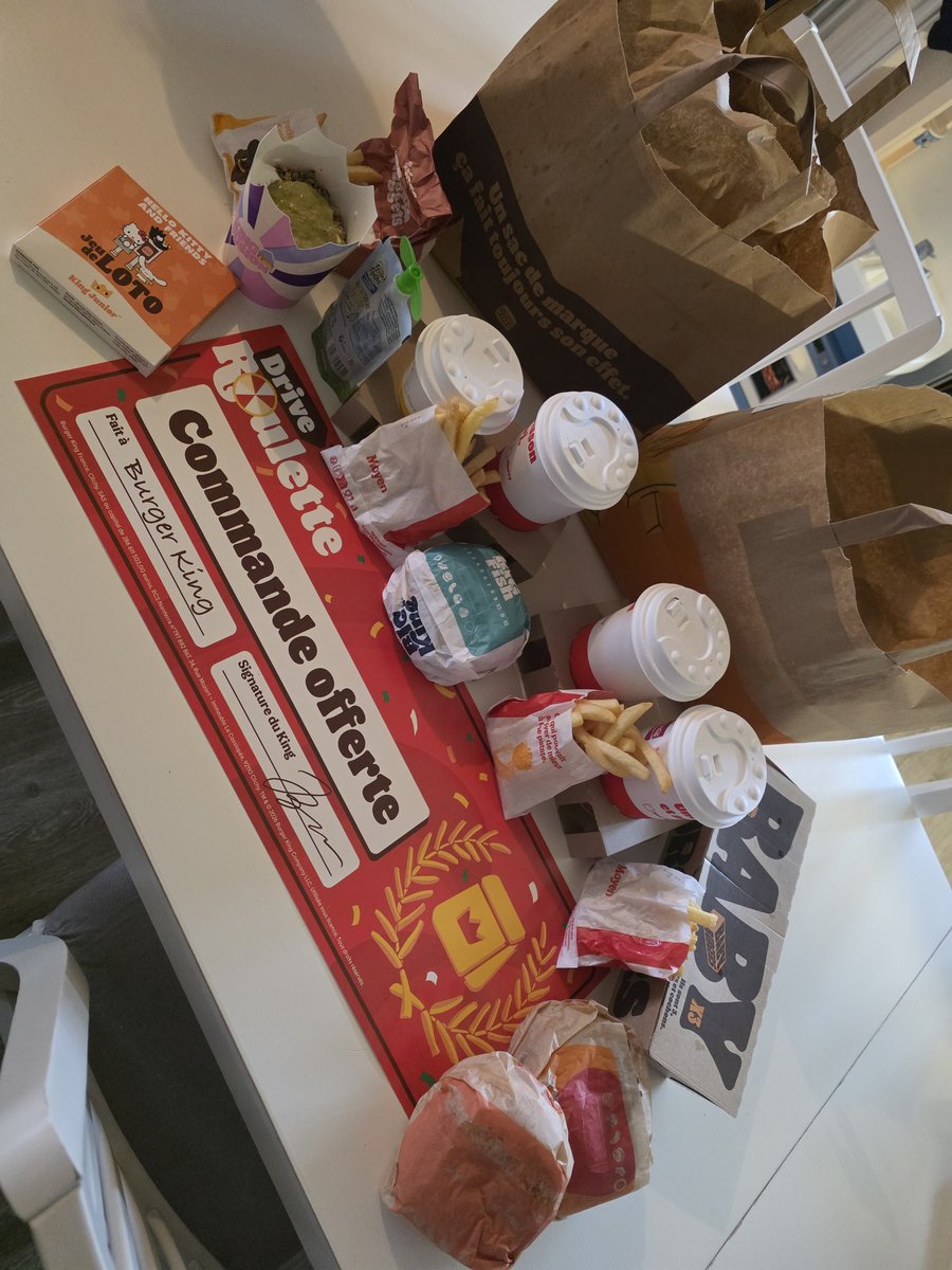 Benji7733's tweet photo. Merci !!!! @BurgerKingFR j’ai gagner au burger king saint eulalie au drive au top https://t.co/4TLGQC4jPX