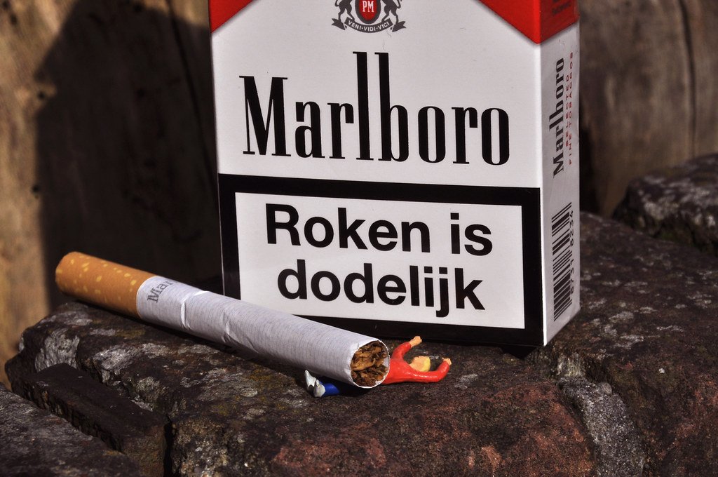 "Roken is dodelijk" - Entschuldigung, aber diese Sprache kann nicht deren Ernst sein.
