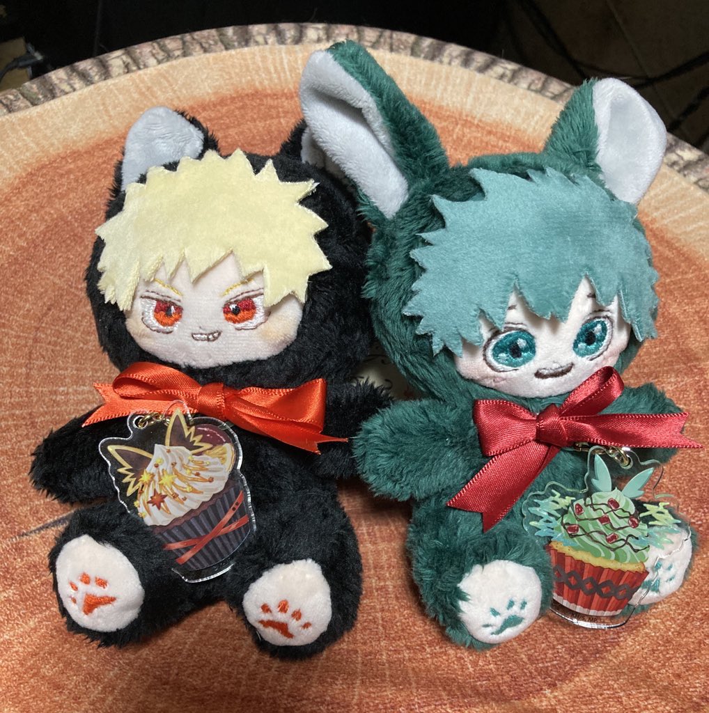 ぬい作ってます🔰…って言いましたが
今のところこんな感じです

①伊黒小芭内
②冨岡義勇（まだ隊服作ってない笑
③不死川実弥
④不死川玄弥
⑤⑥緑谷出久・爆豪勝己

全員＠piyopicco ぴよぴっこさんの型紙使っております♡