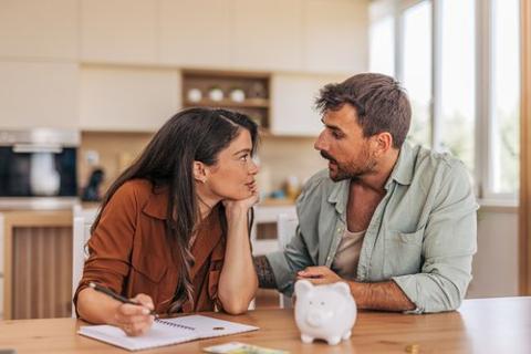 For Love &amp; Money is a column from Business Insider answering relationship and money questions.
This week, a reader is frustrated that his partner of nearly a decade is avoidant with financial planning. tinybfs.com/t/ADF5Ns