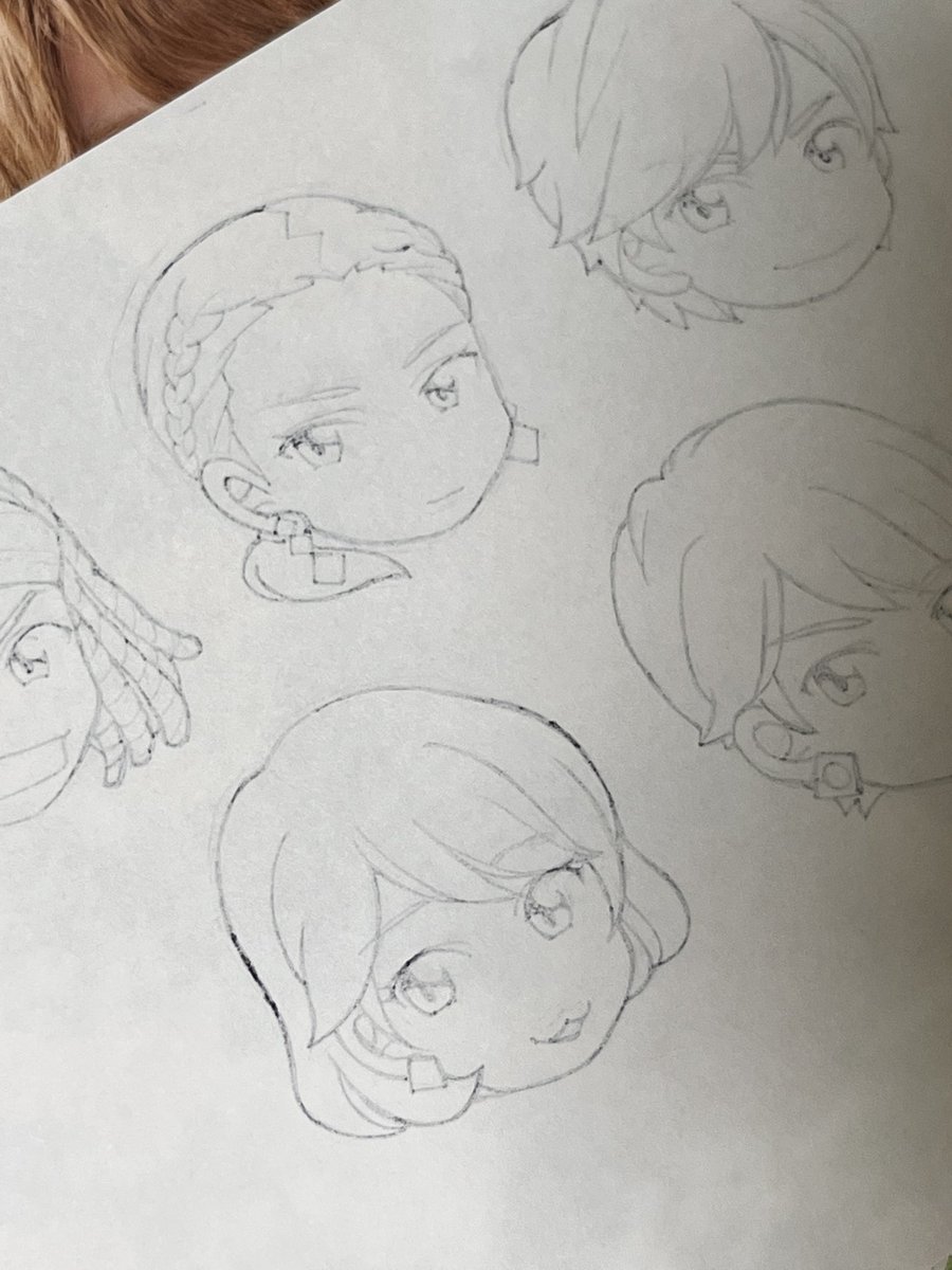 うわーーー当時描いてたジュウオウジャーのファンアートの線画(コピー紙にミリペン)挟まってた😂我ながら裏側がやべぇ。
筆圧後ゴリラw 