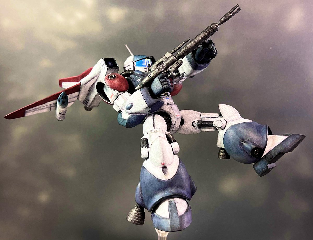 #ライフルは構えるだけでかっこいい
RVって脱出ポッド以外内蔵武器皆無💦

#バイファム