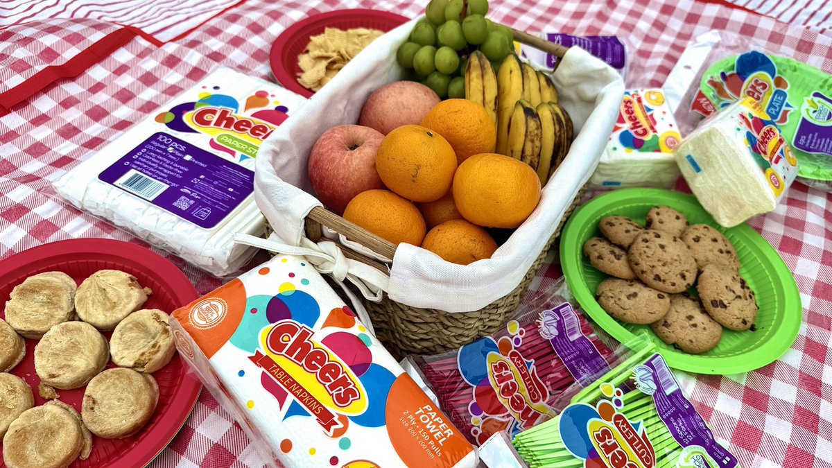 JaoPaoJaoPao's tweet image. Five years of believing in the same dream and creating music together. We’re thankful for everyone who believed in us, for every moment that brought us here, and for the journey we continue to share. Cheers to what we’ve achieved and to what we will become 🥂

Sharing snacks and…