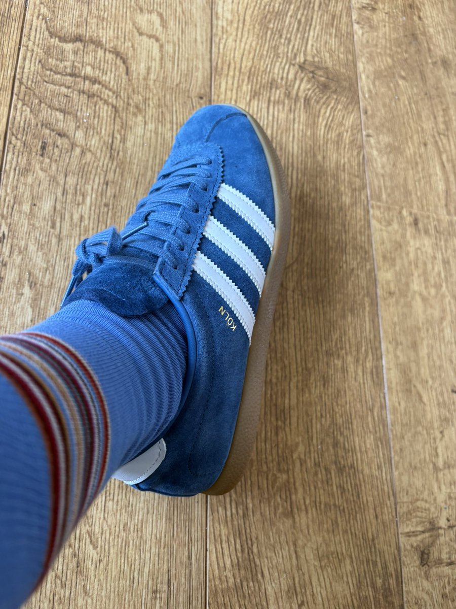 griffwebber's tweet photo. Mr Smith 🦓 has thrown me a curve ball for my #socksoutsunday 👀is this the design? Or a one off pair 🤔😂 #koln @Hoodie1973 @JohnS_71 https://t.co/kN1fycp8Yp