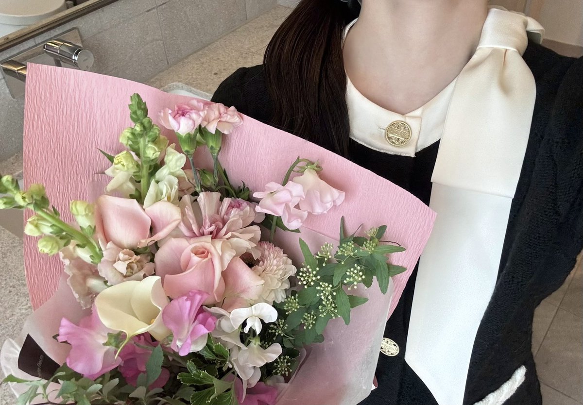 𐔌 . 𝜗𝜚 ₊ ꒱ tweet media