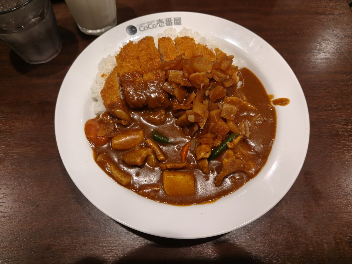 atomic_trans's tweet image. お仕事お疲れ様でした！
ココイチでカレー食って帰ります。
店員さん、みんなベトナムの人やったのはちょっとびっくり🥰