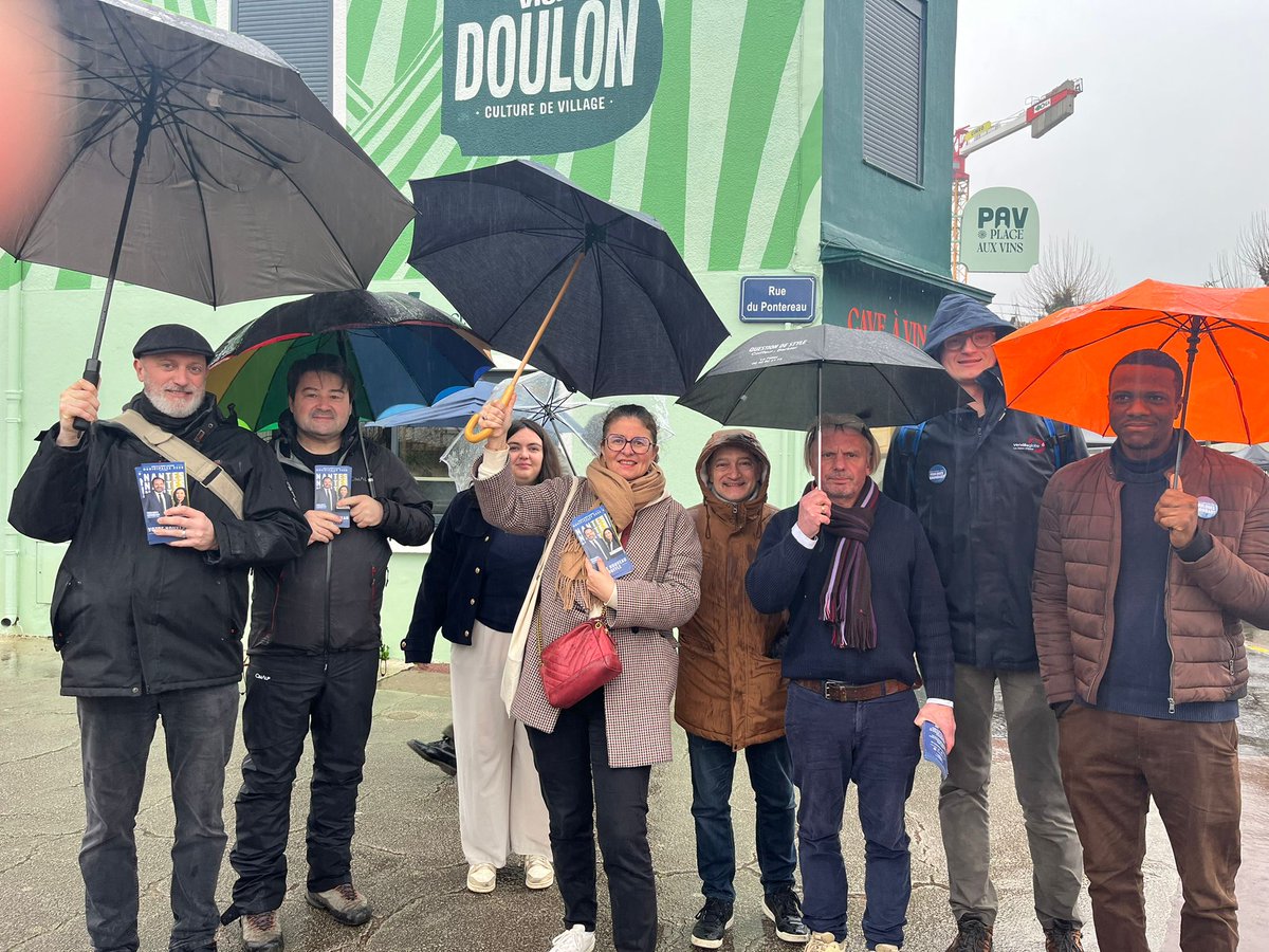 Team Doulon ou Team Talensac ? On ne vous promet pas le soleil mais l'alternance dont notre ville a tant besoin #Nantes #Municipales2026 <a href="/Foulques44/">Foulques Chombart de Lauwe</a> <a href="/guillaumerichar/">Guillaume RICHARD</a> <a href="/valerie_oppelt/">Valérie Oppelt</a> <a href="/sarahelhairy/">Sarah EL HAÏRY</a> Pas de vacances pour les courageux 💛💚