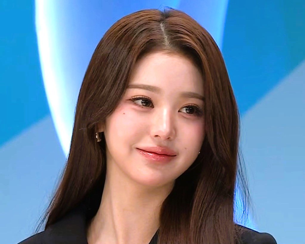 𝑅in ৻ꪆ 𝐿i tweet media