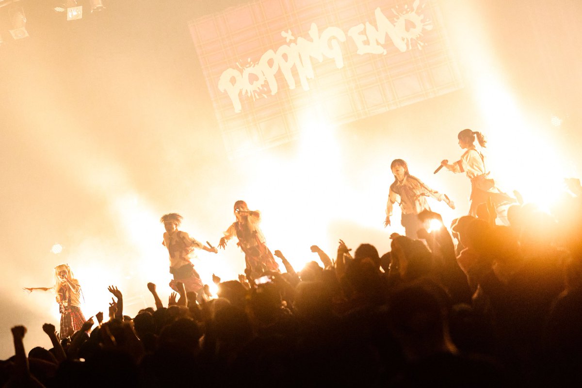 popping_emo's tweet photo. POPPiNG EMO
12th ワンマンライブ
"EMOTiONAL POP"
エンターテイメントに富んだ
POPPiNG EMO のワンマンライブは
いかがでしたか?🎪✨
最高に楽しかったぜぇ😎ありがとう‼️
#ポピエモ https://t.co/NaRR78ITrG