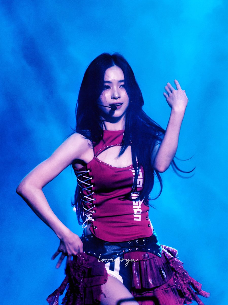 260214 ITZY SEOUL DAY 2
🔥

#ITZY #RYUJIN #류진
<a href="/ITZYofficial/">ITZY</a>