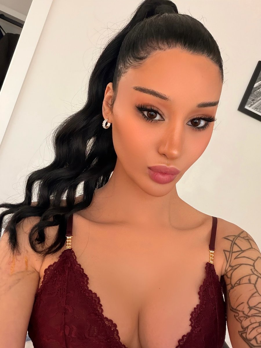 Trans, 24, and proud of being a woman! 🏳️‍⚧️💕