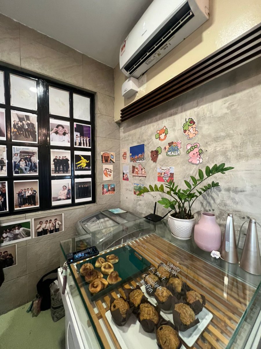 ClubMyday's tweet image. Decoration of The DECADE Cafe Event 

#DAY6inKL #TheDECADEinKL